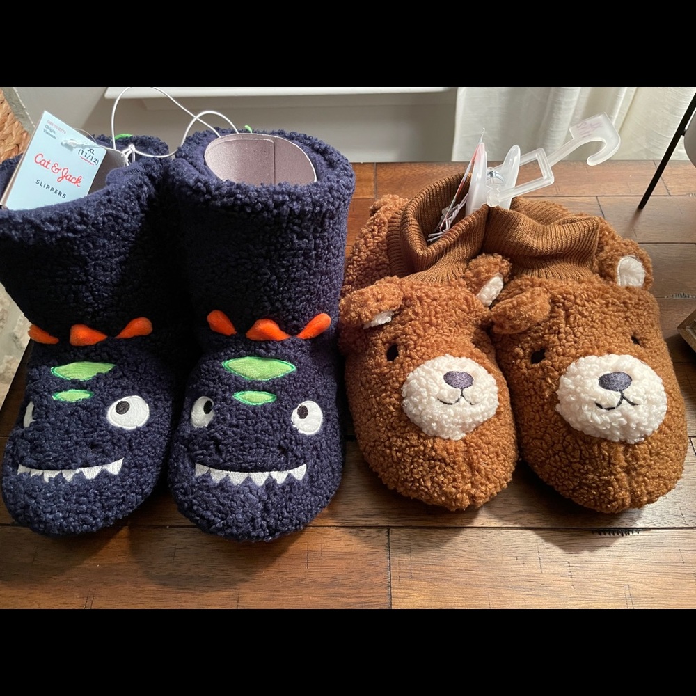 NWT set of Cat & Jack Slippers